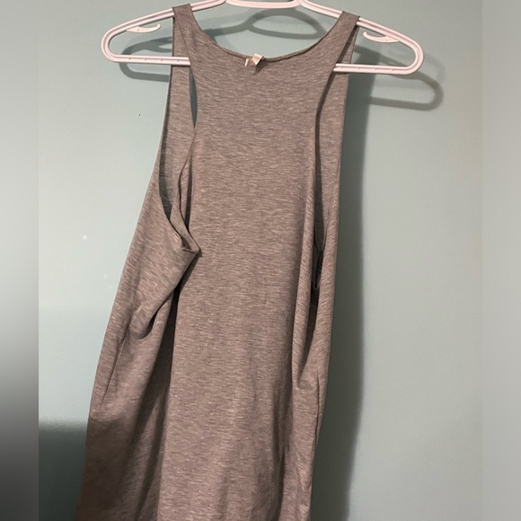 Razor Back Mama Tank 🌻🌻4 for $25 bundle🌻🌻 - Picture 4 of 4